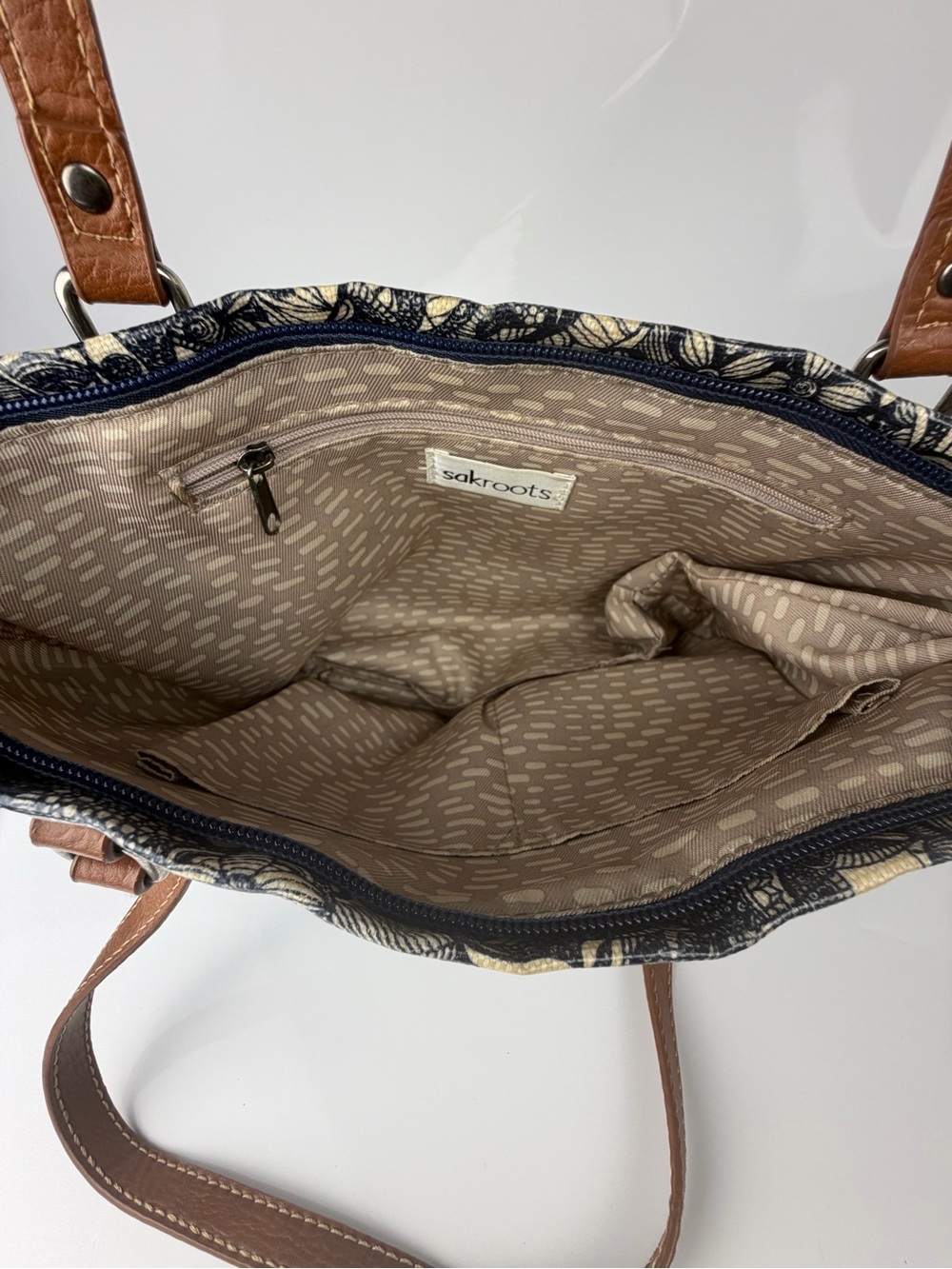 Sakroots Floral Canvas Tote Bag Brown Leather Straps Zip Top - Picture 9 of 14